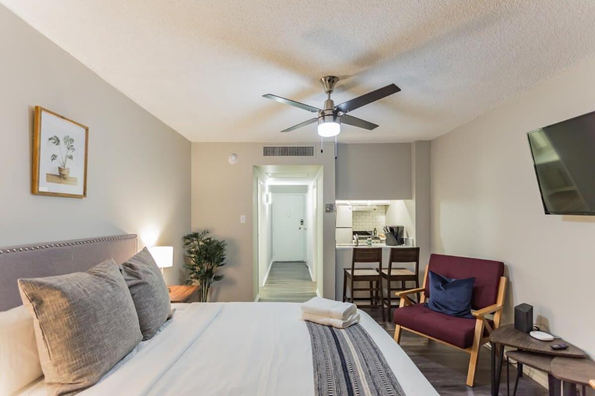 Cozy Memphis Apartment In Downtown High-Rise Eksteriør billede